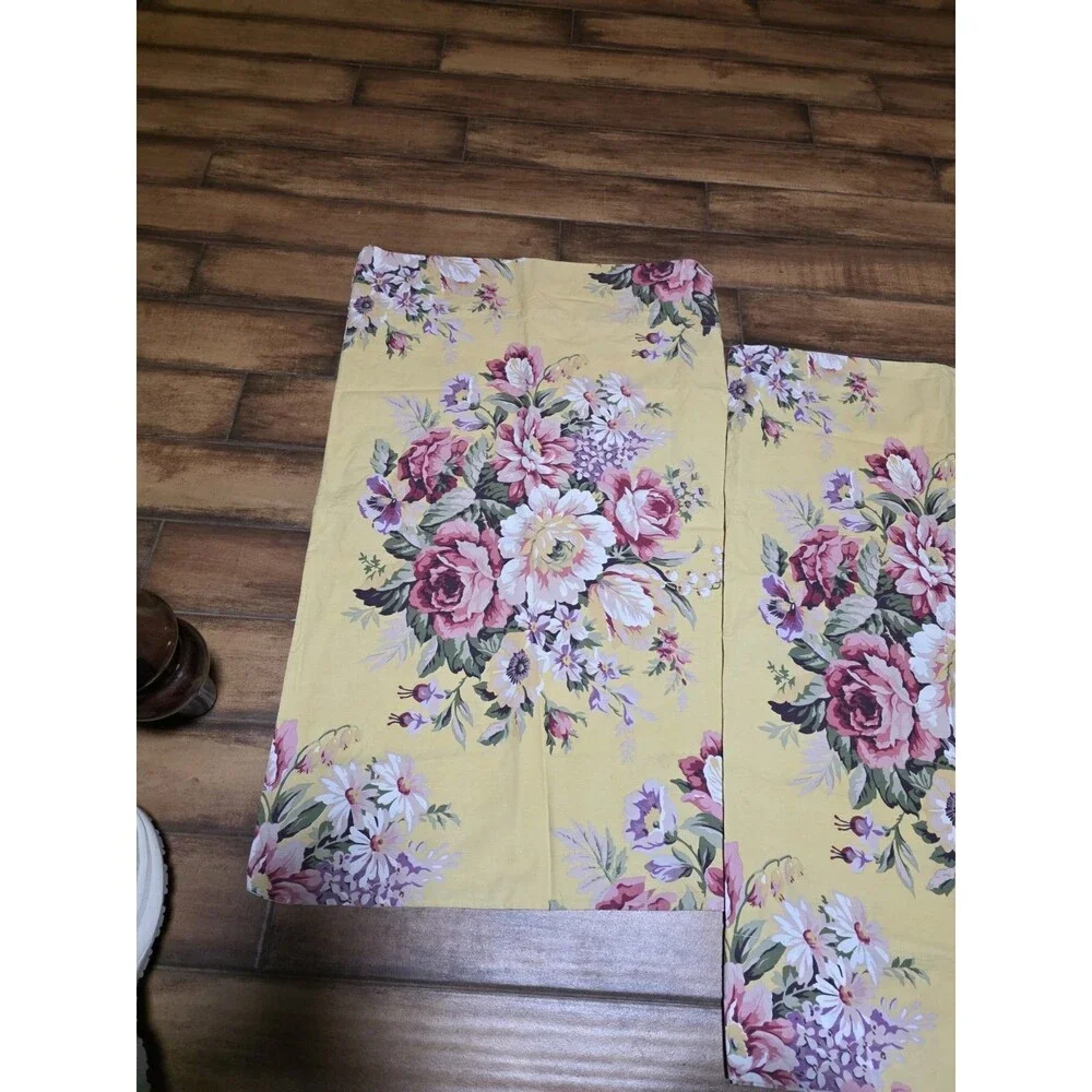 Vintage Ralph Lauren Sophie Brooke Qeen Size 2 Pillowcase Pair Yellow Cottage